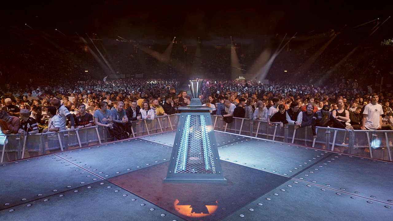 E-sports from within