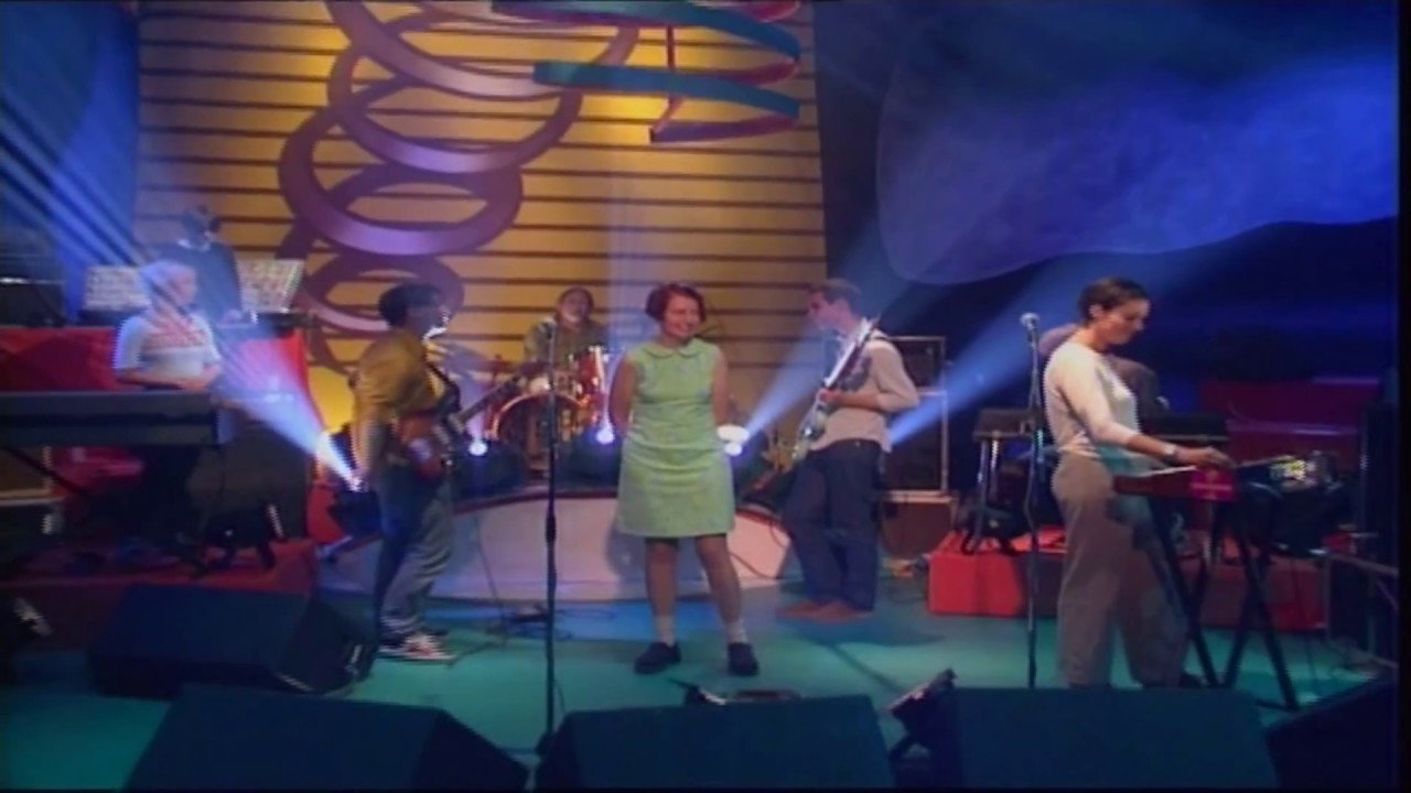 Stereolab: Oscillons From The Anti-Sun