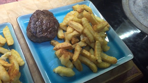 The Curry Cookbook episode 6 Fillet Steak with Creamy Pepper Sauce and Chips