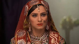 Ruqaiya envies Johda’s popularity