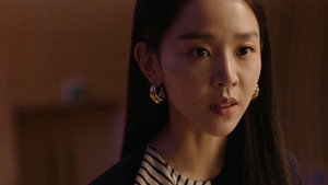 Yeon-seo Apologizes to the Sponsors