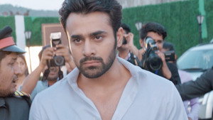 A Scandal Rocks Raghbir's Life!